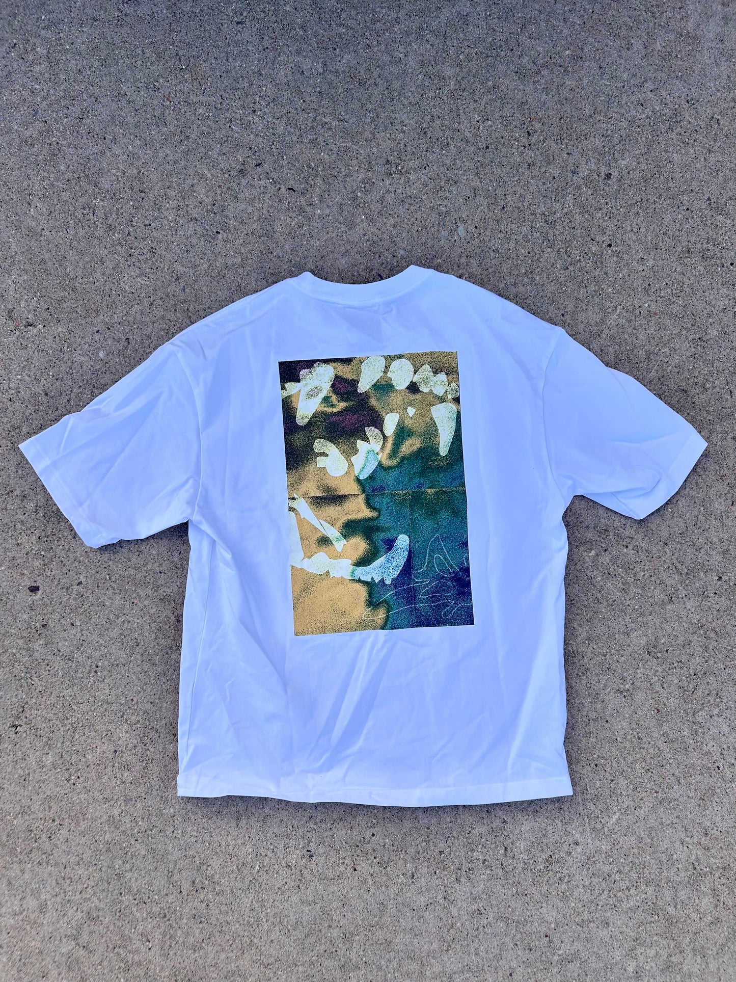 TEE 01