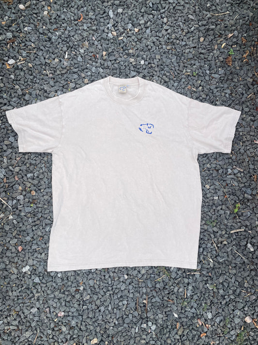 Tee 002