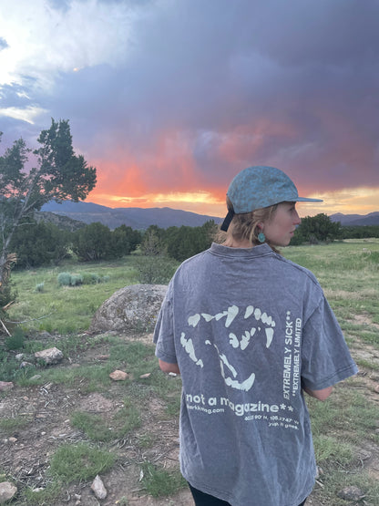 Tee 001